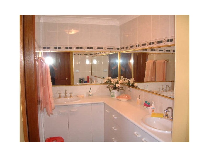 18 The Promenade, Manyana NSW 2539