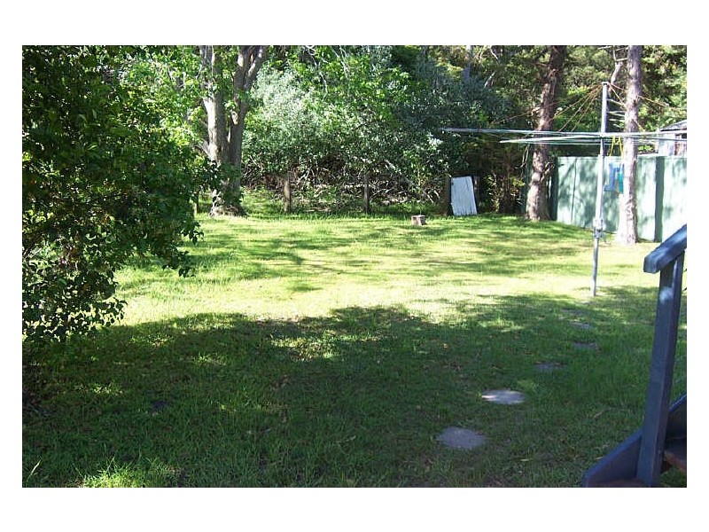 23 Kendall Cres, Burrill Lake NSW 2539