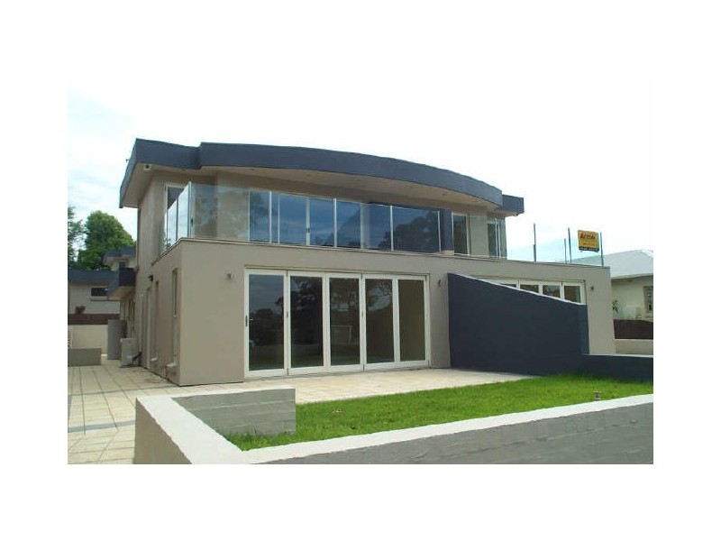 2/11 Crescent Street, Ulladulla NSW 2539