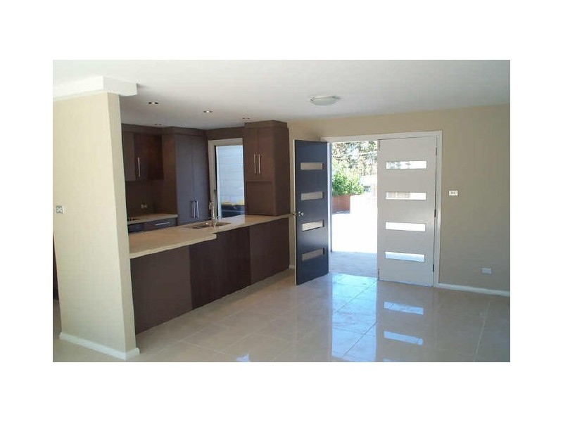 2/11 Crescent Street, Ulladulla NSW 2539