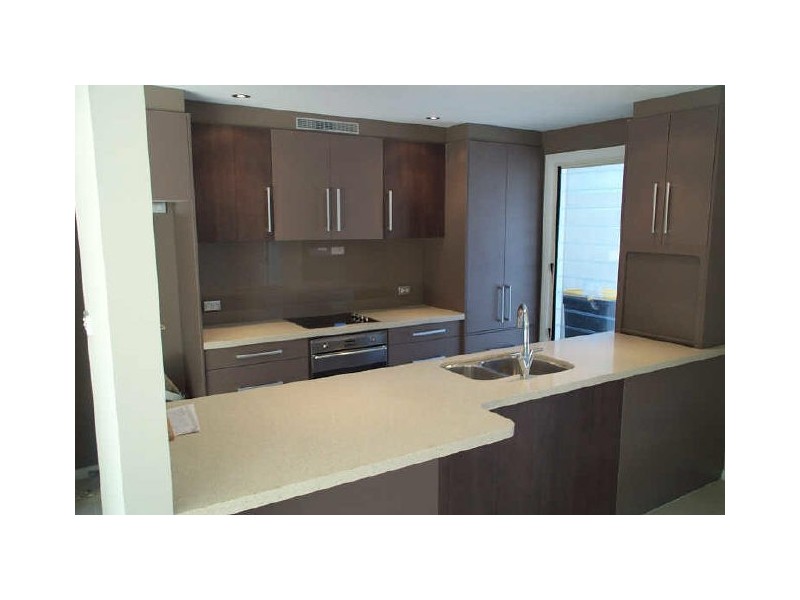 2/11 Crescent Street, Ulladulla NSW 2539