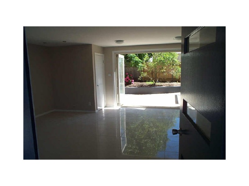 2/11 Crescent Street, Ulladulla NSW 2539