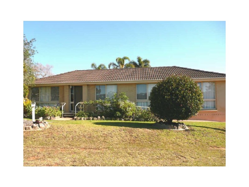 37 Leigh Crescent, Ulladulla NSW 2539