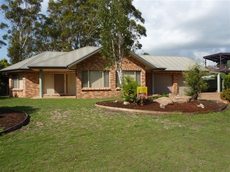 5 Macleay Street, Narrawallee NSW 2539