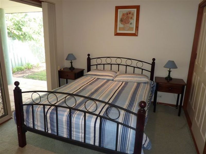 5 Macleay Street, Narrawallee NSW 2539