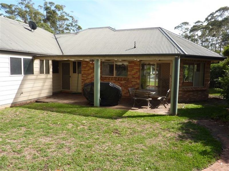 5 Macleay Street, Narrawallee NSW 2539