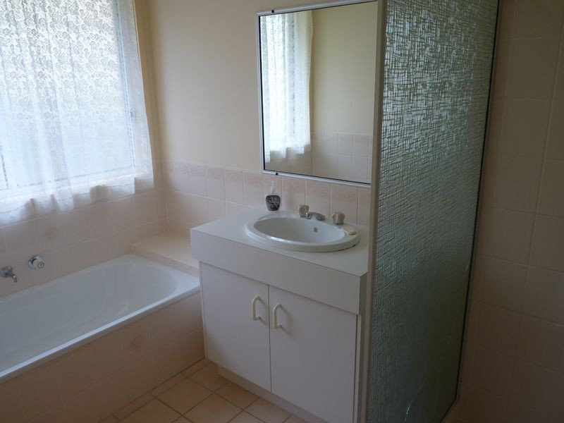 11 Stewart Street, Lake Conjola NSW 2539