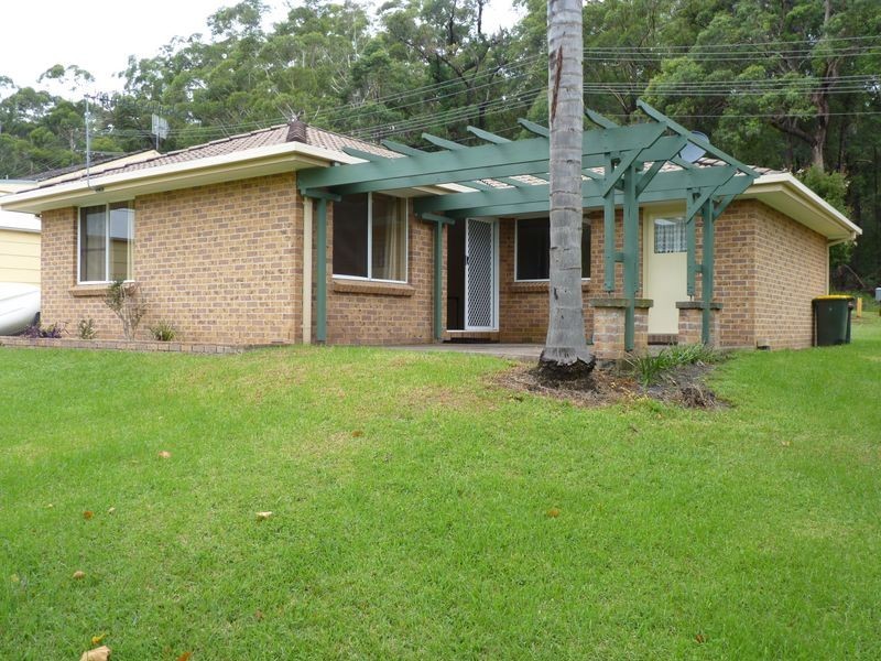 11 Stewart Street, Lake Conjola NSW 2539