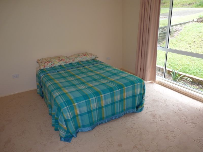 11 Stewart Street, Lake Conjola NSW 2539