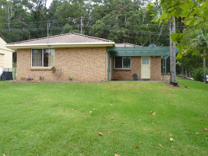 11 Stewart Street, Lake Conjola NSW 2539