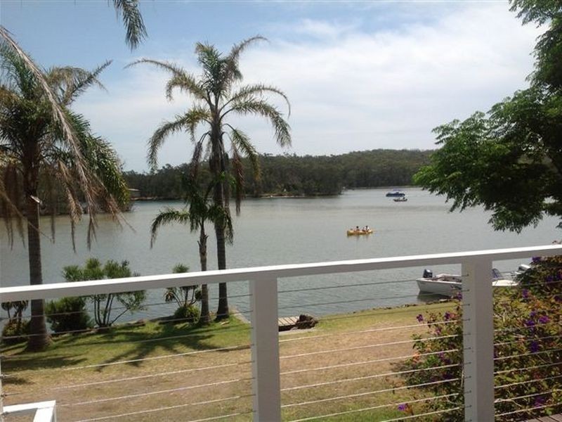 55 Carroll Avenue, Lake Conjola NSW 2539