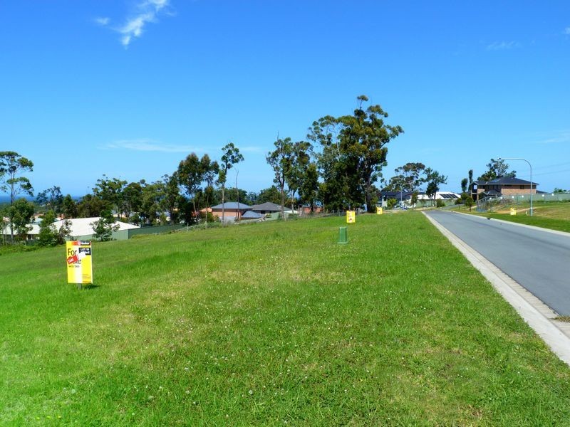 Rose Gum/White Gum Avenue, Ulladulla NSW 2539