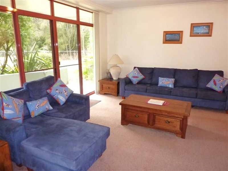 1/1A Mitchell Parade, Mollymook NSW 2539
