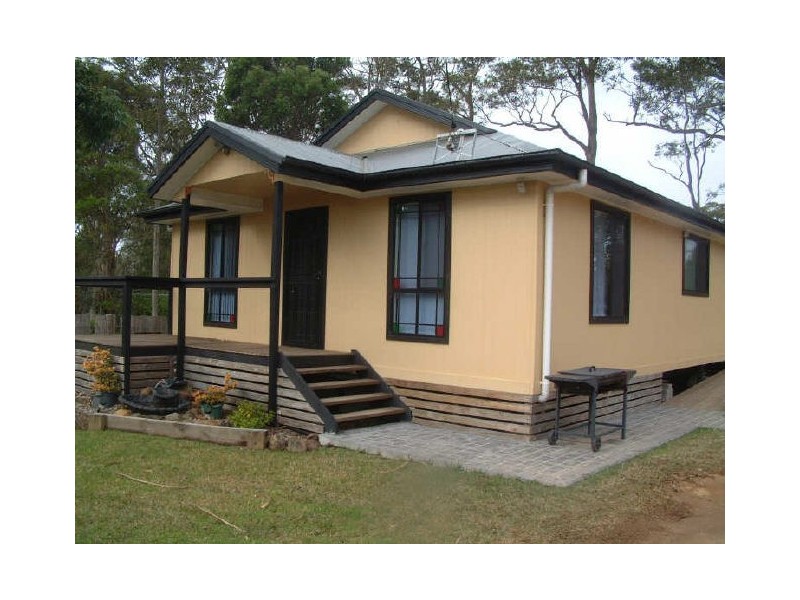 24 Princes Highway, Lake Tabourie NSW 2539