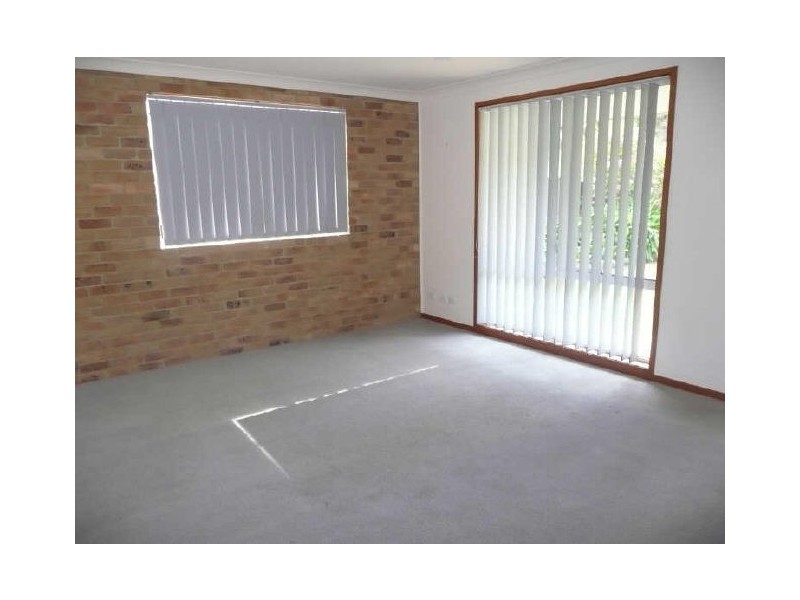 2/23 Augusta Place, Mollymook NSW 2539