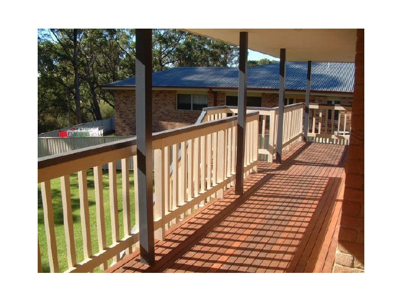 42 Royal Mantle Drive, Ulladulla NSW 2539