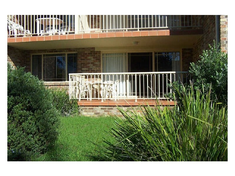 2/5 Murramerang Street, Mollymook NSW 2539