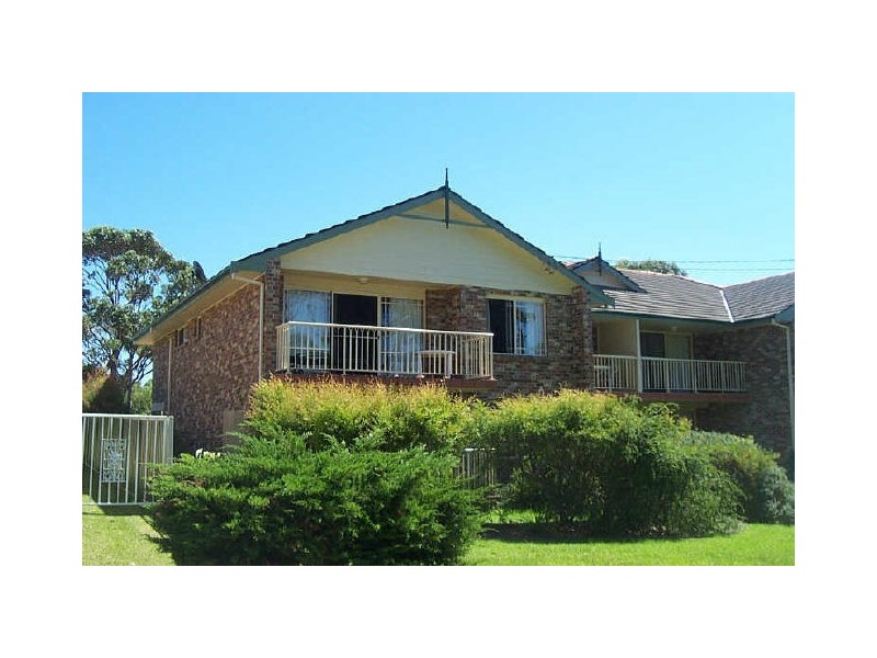 4/5 Murramerang St, Mollymook NSW 2539