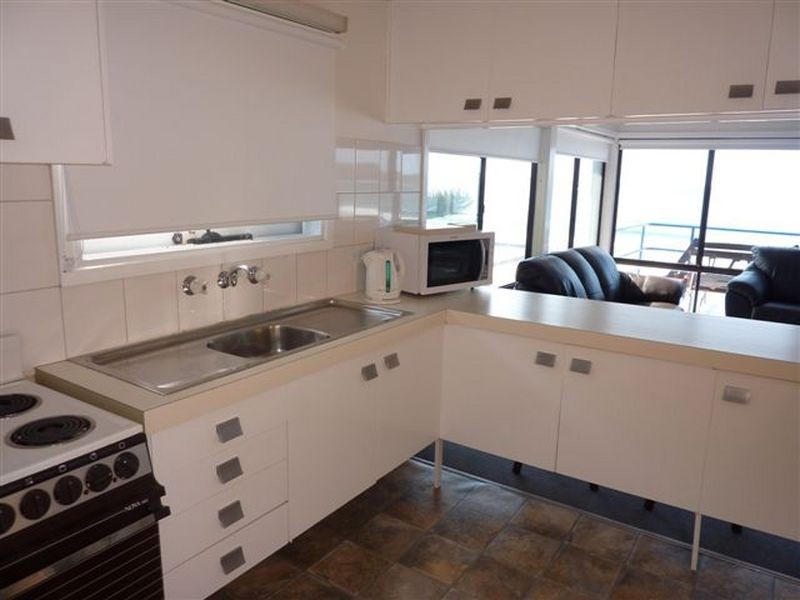 1/28 Beach Rd, Mollymook NSW 2539