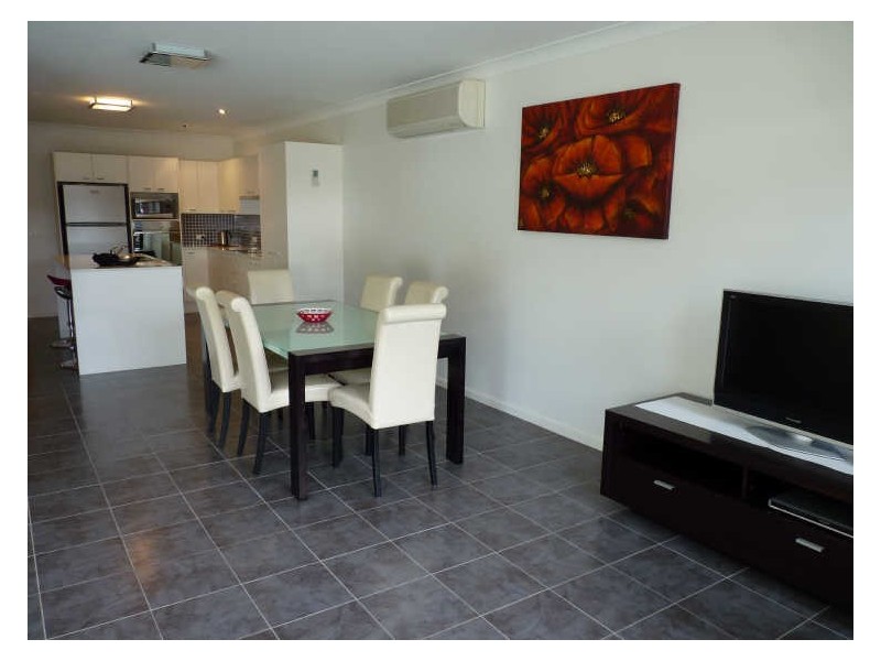 6/5-7 Golf Avenue, Mollymook NSW 2539