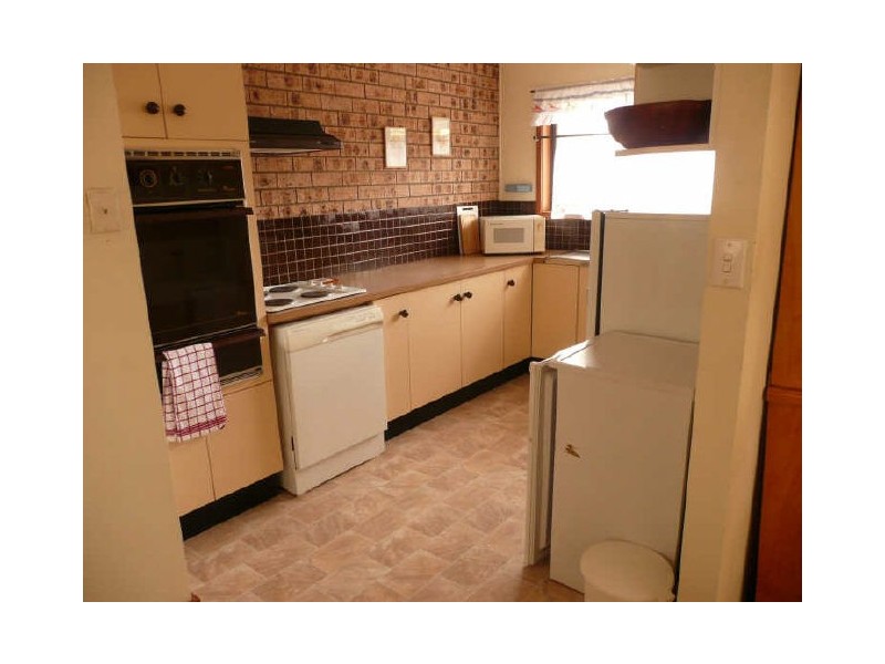 1/28-30 Clyde Street, Mollymook NSW 2539