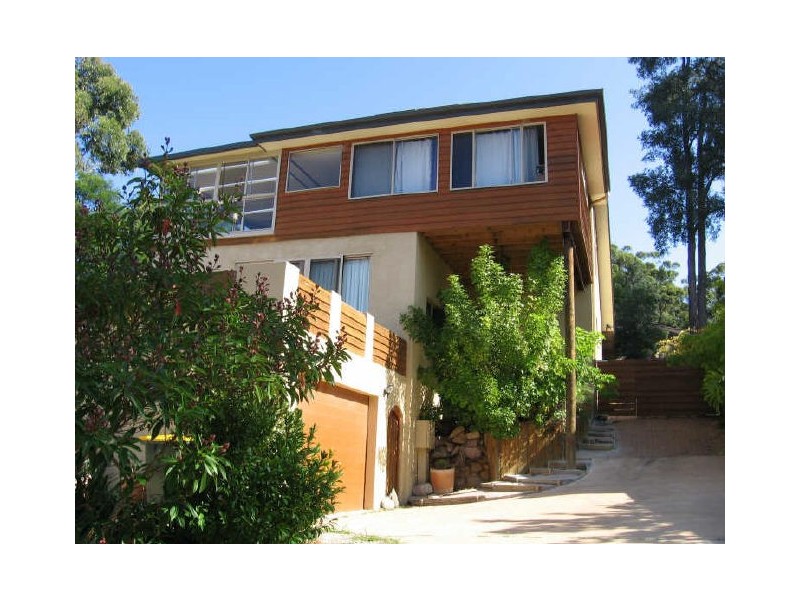 13 Blake Place, Narrawallee NSW 2539