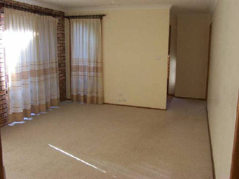 64 Ross Ave, Narrawallee NSW 2539