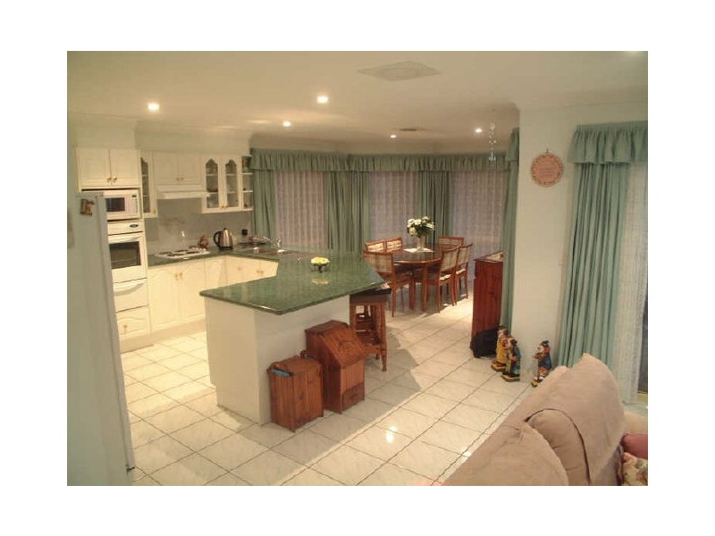111 Leo Drive, Narrawallee NSW 2539