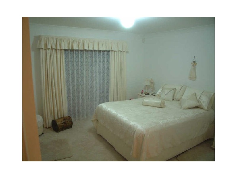 111 Leo Drive, Narrawallee NSW 2539