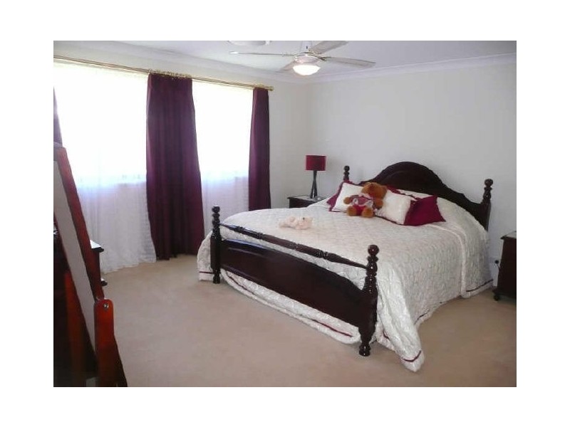 3 Lockhart Avenue, Mollymook NSW 2539