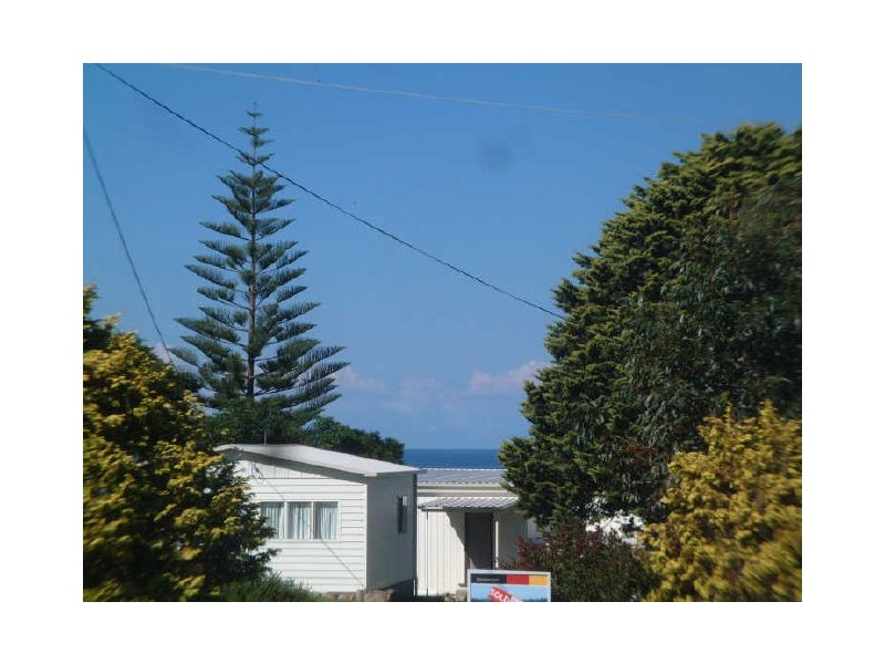 7 Jones Avenue, Mollymook NSW 2539