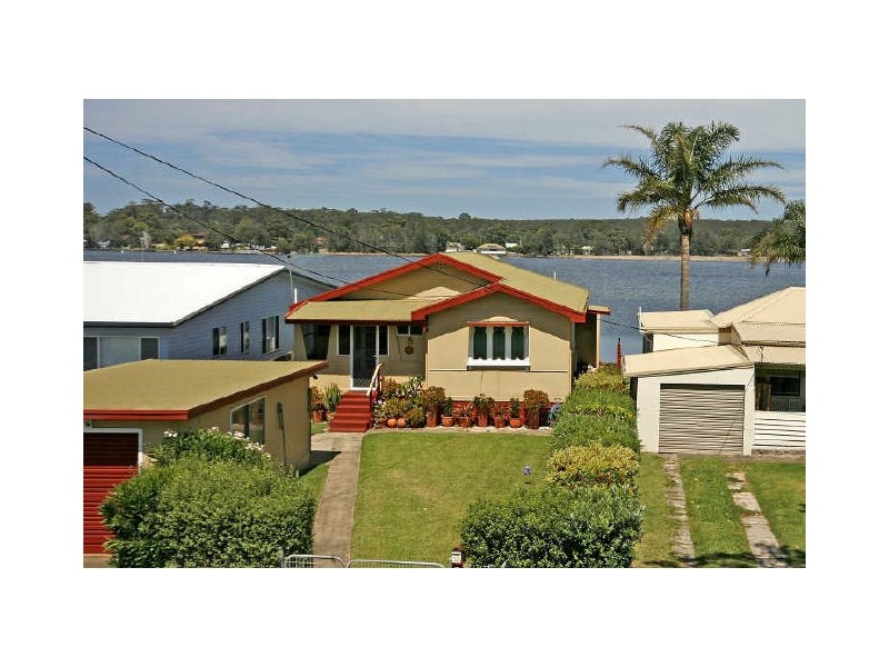32 McDonald Parade, Burrill Lake NSW 2539
