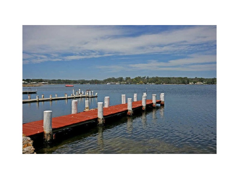 32 McDonald Parade, Burrill Lake NSW 2539