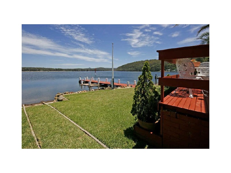 32 McDonald Parade, Burrill Lake NSW 2539