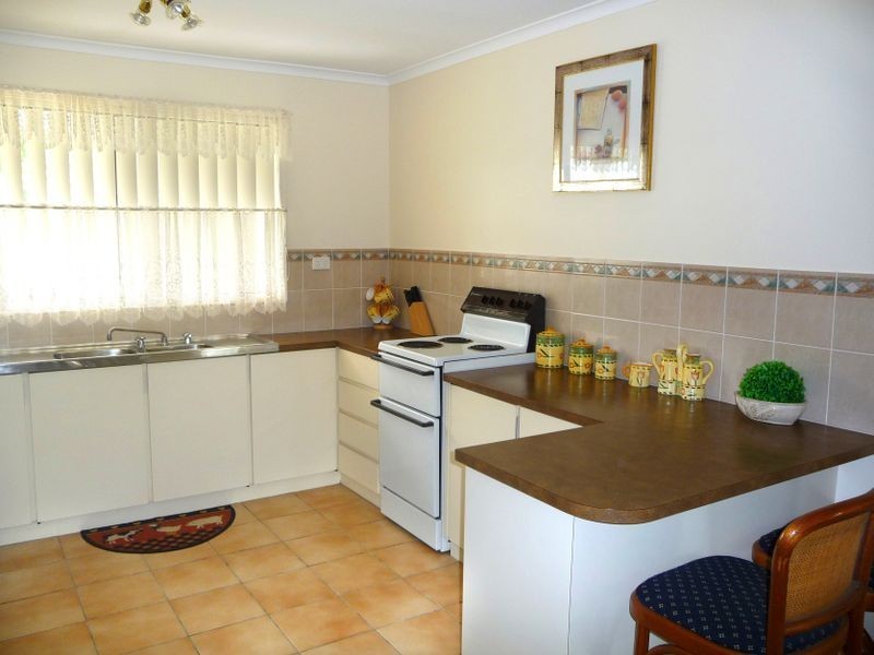 4 Casuarina Close, Burrill Lake NSW 2539