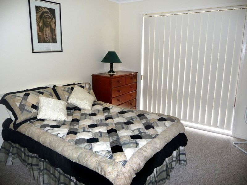 4 Casuarina Close, Burrill Lake NSW 2539