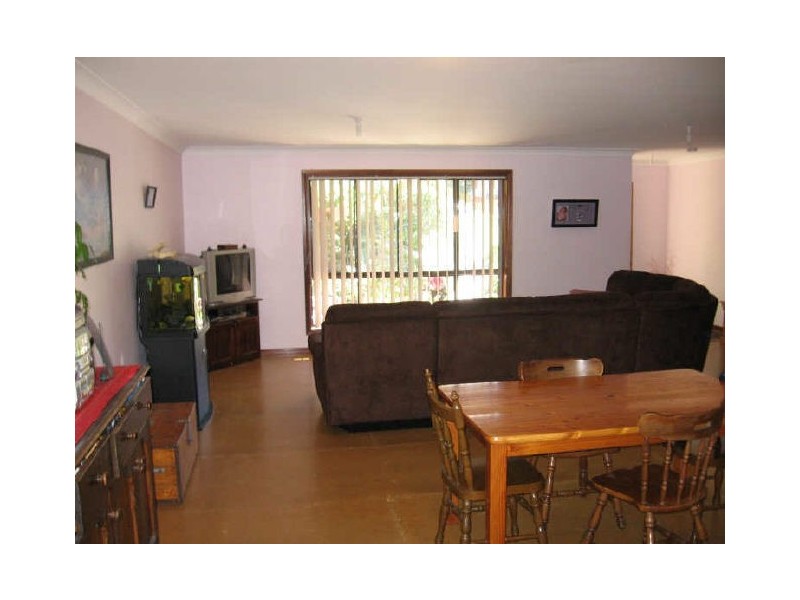 15 Scorpio Grove, Narrawallee NSW 2539