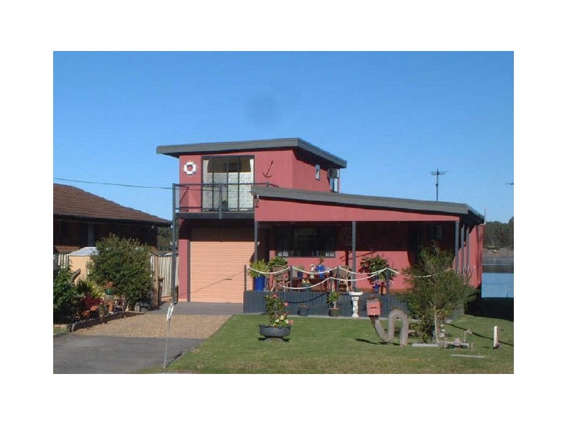 4 McDonald Parade, Burrill Lake NSW 2539