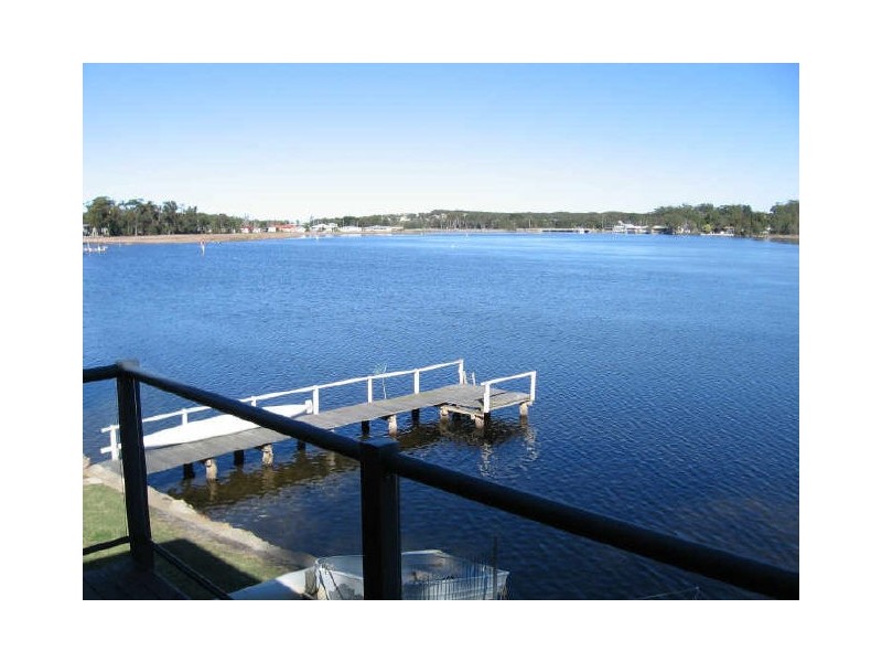4 McDonald Parade, Burrill Lake NSW 2539