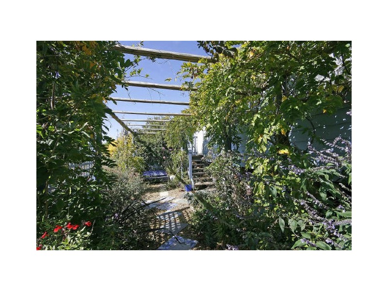 11 Skillman Place, Mollymook NSW 2539