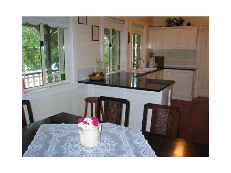 2 Kendall Crescent, Burrill Lake NSW 2539