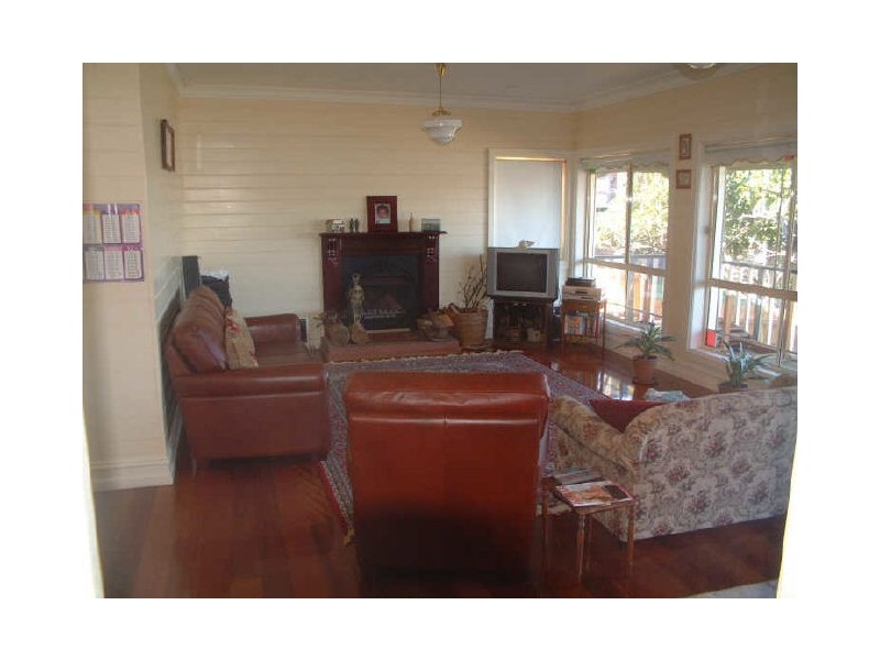 2 Kendall Crescent, Burrill Lake NSW 2539