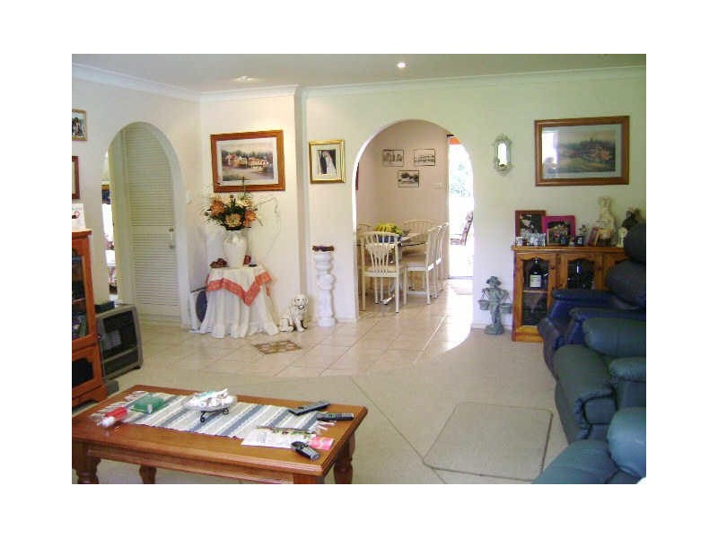 39 Wyoming Avenue, Burrill Lake NSW 2539