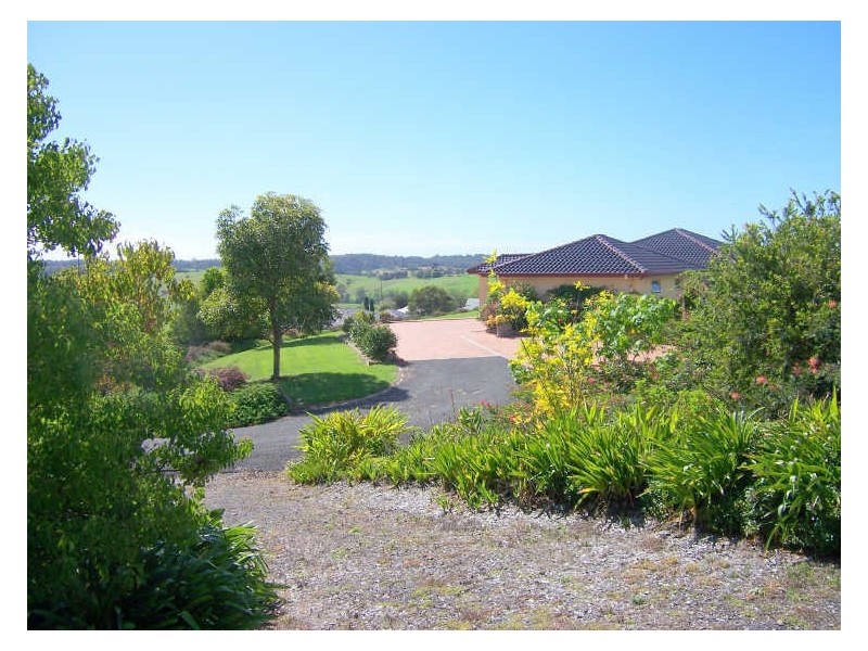 16 Hobbs Lane, Milton NSW 2538