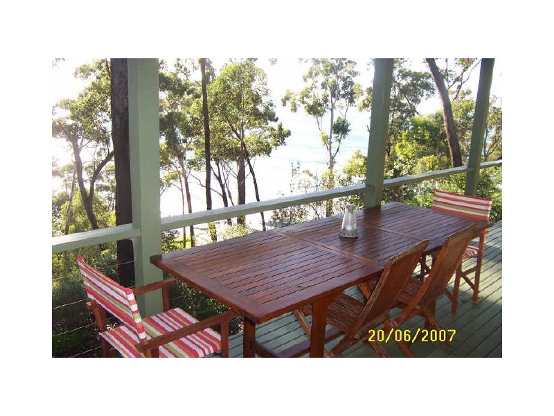 24 Tallwood Ave, Narrawallee NSW 2539