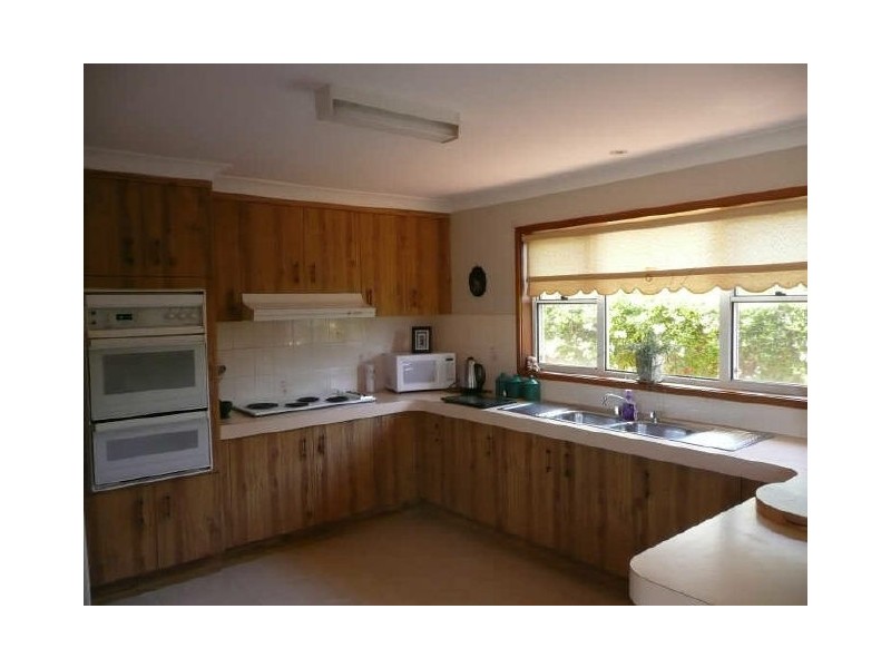 12 Hollywood Avenue, Ulladulla NSW 2539