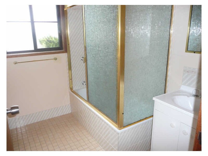 25 Thistleton Drive, Burrill Lake NSW 2539