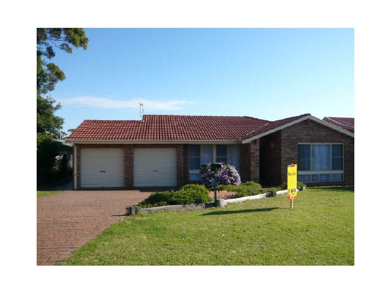 13 Walpole Avenue, Ulladulla NSW 2539