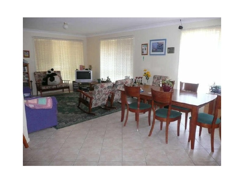 18 Cornfield Parade, Fishermans Paradise NSW 2539