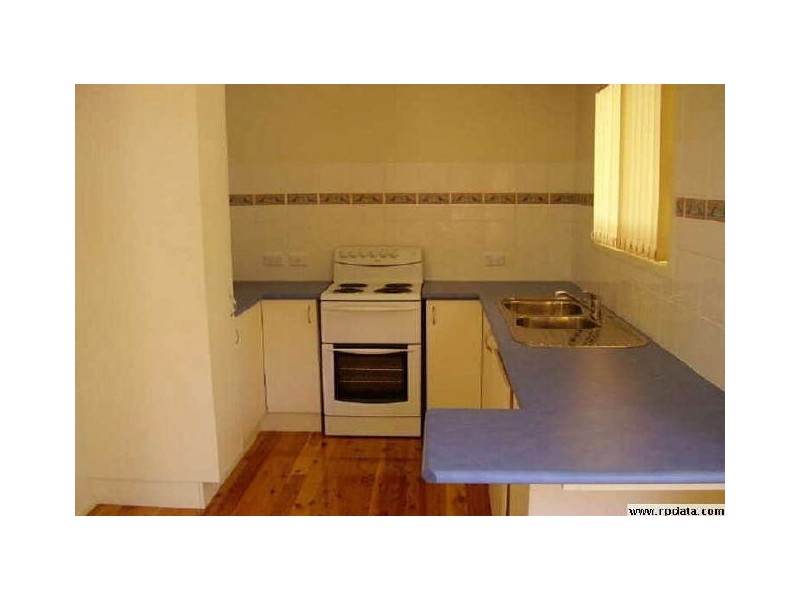 39 River Road, Lake Tabourie NSW 2539